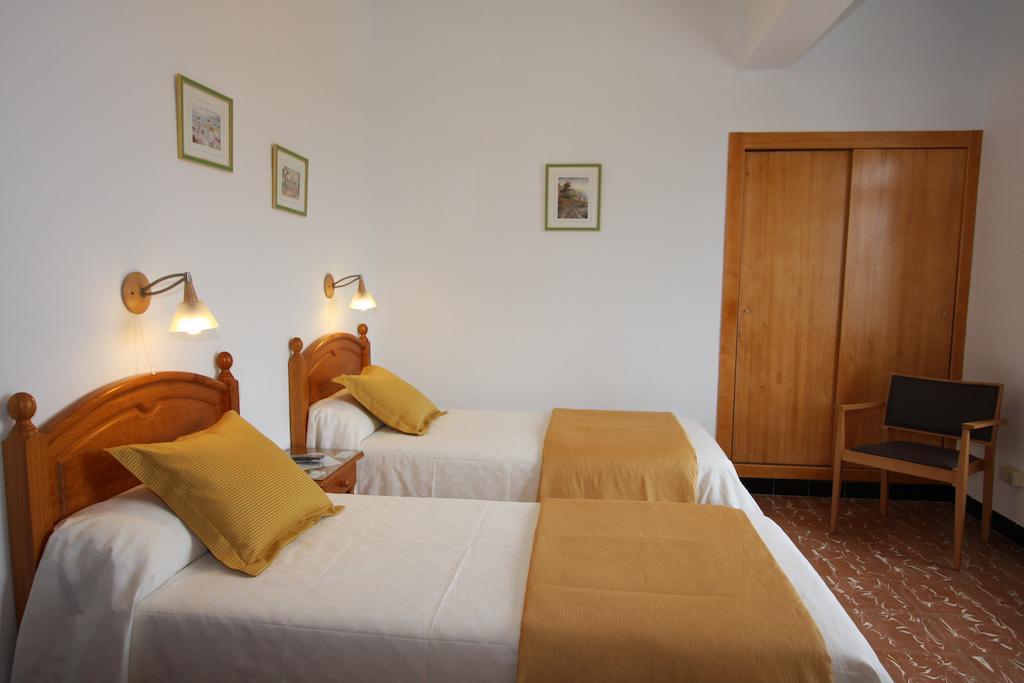 Hotel Sol Бенікарло Номер фото