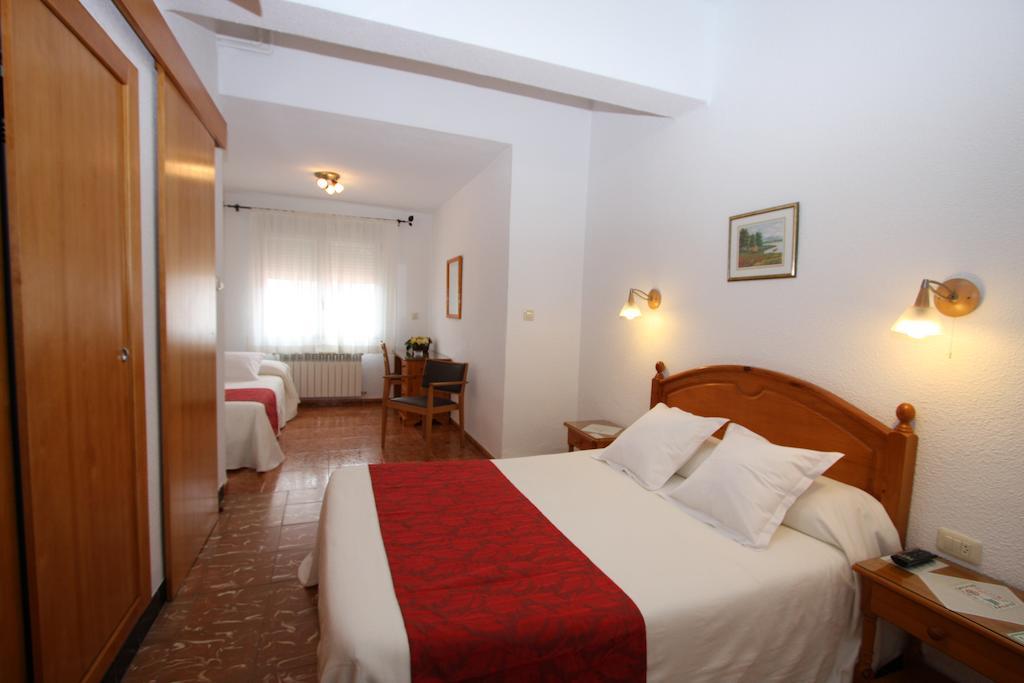 Hotel Sol Бенікарло Номер фото